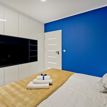 Blueapart Katamarany Puck Dış mekan fotoğraf
